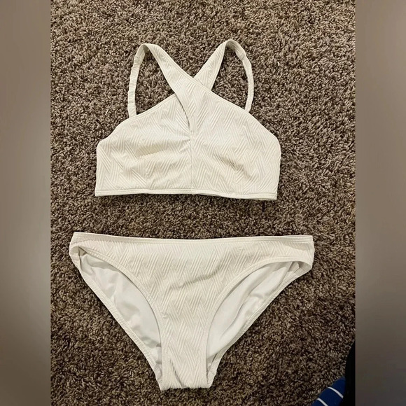 Vince Camuto Swim Wrap High Neck Bikini Top (M) & Classic Bikini Bottom (L) - Picture 1 of 11